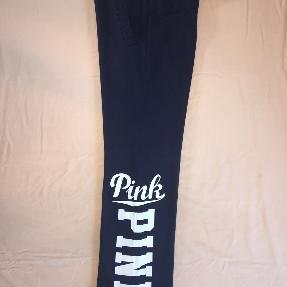•••SOLD•••Victoria Secret PINK Quarter Zip Outfit - Picture 2 of 8